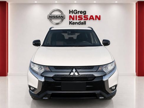 Used 2020 Mitsubishi Outlander SE FWD image 5