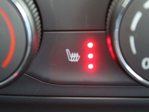 New 2026 Chevrolet Trax LS image 4