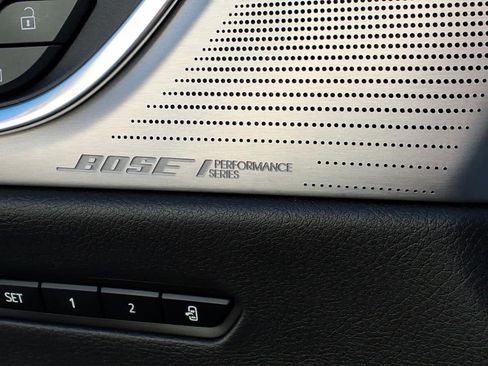 Used 2023 Cadillac XT6 Premium Luxury w/ Technology Package image 16