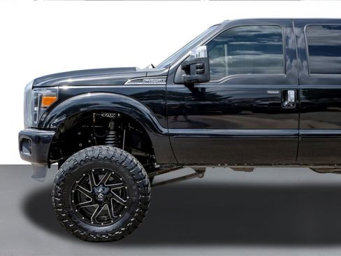 Used 2015 Ford F250 Platinum w/ FX4 Off-Road Package image 10