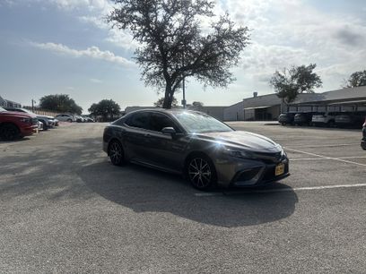 Used 2023 Toyota Camry SE