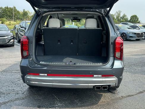 Used 2024 Hyundai Palisade Calligraphy image 33