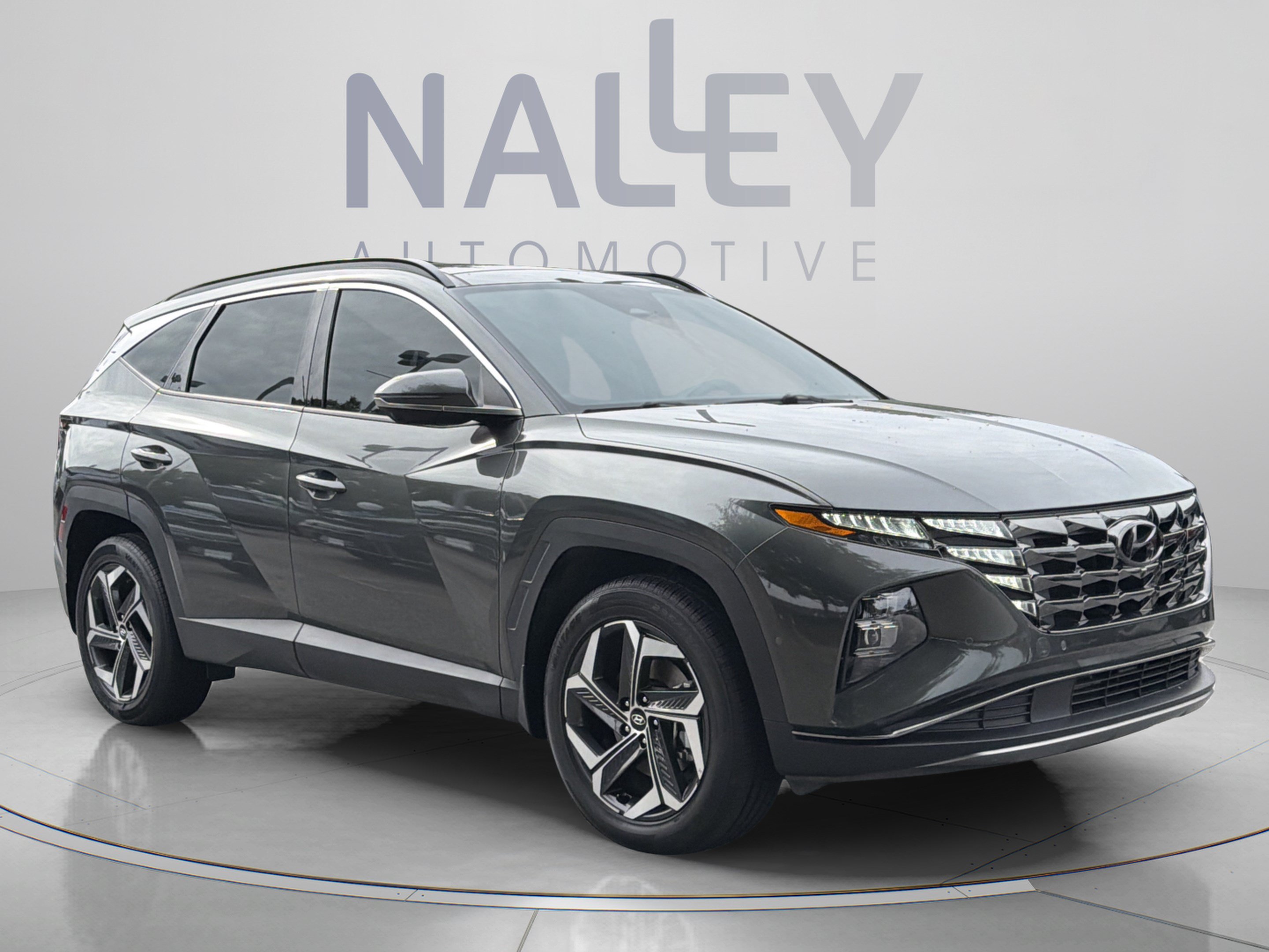Certified 2022 Hyundai Tucson Limited w/ Cargo Package AWD/4WD image 7