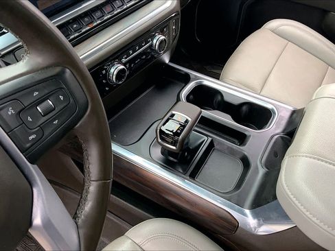 Used 2023 GMC Sierra 1500 SLT image 30