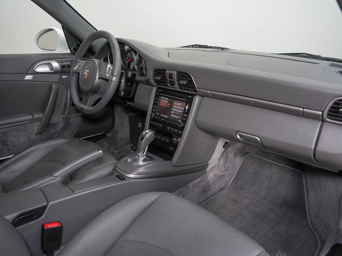 Used 2009 Porsche 911 Carrera RWD image 29