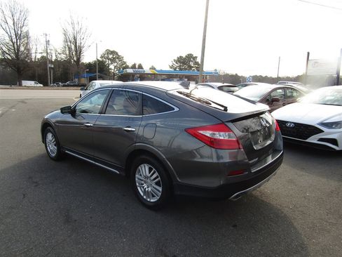 Used 2013 Honda Crosstour EX image 5