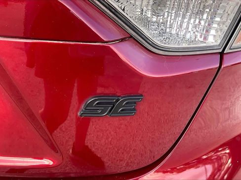 Used 2024 Toyota Corolla SE FWD image 10