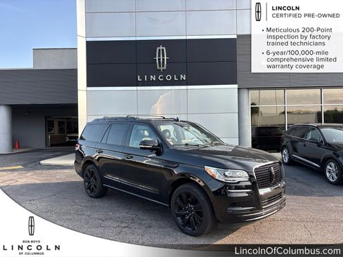 Certified 2023 Lincoln Navigator Reserve AWD/4WD image 1