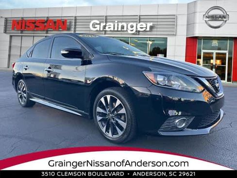 Used 2019 Nissan Sentra SR w/ Exterior Package image 1