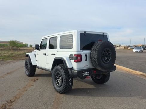 Used 2022 Jeep Wrangler Unlimited Rubicon w/ Xtreme Recon 35" Tire Package image 8