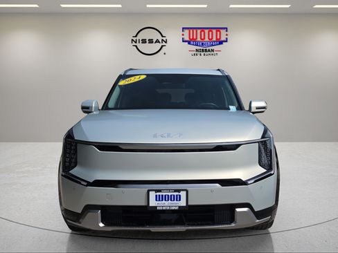 Used 2024 Kia EV9 Land AWD/4WD image 6