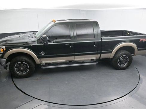 Used 2012 Ford F250 Lariat w/ Chrome Pkg image 19