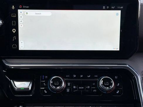 Used 2024 GMC Sierra 1500 Denali w/ Technology Package AWD/4WD image 21