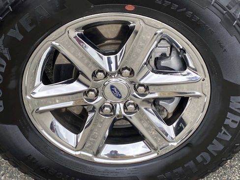 Used 2025 Ford F150 XLT w/ Equipment Group 301A Standard AWD/4WD image 31