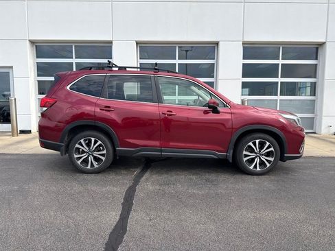 Used 2019 Subaru Forester Limited AWD/4WD image 3