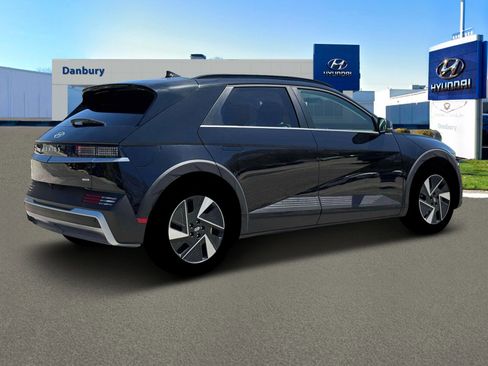 New 2026 Hyundai Ioniq 5 SEL image 8