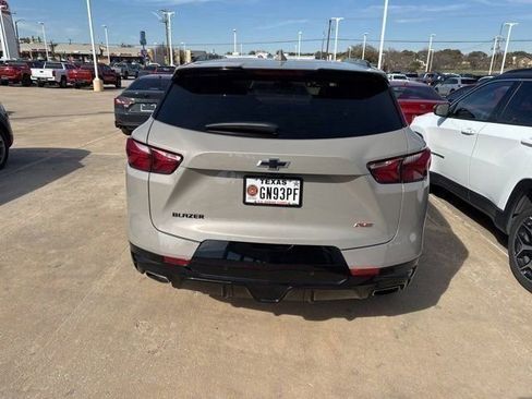 Used 2021 Chevrolet Blazer RS w/ Enhanced Convenience Package image 7