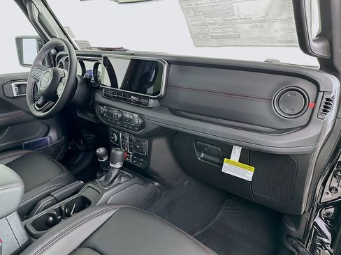 New 2026 Jeep Gladiator Rubicon AWD/4WD image 37