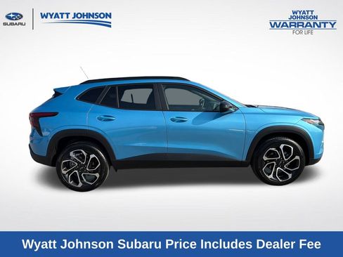 Used 2025 Chevrolet Trax RS w/ Driver Confidence Package FWD image 11