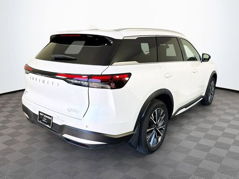 Used 2026 INFINITI QX60 Luxe w/ Cargo Package FWD image 5