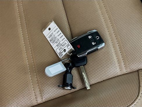 Used 2018 GMC Sierra 2500 Denali w/ Duramax Plus Package image 34