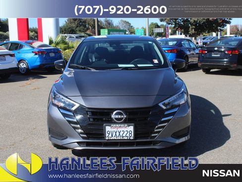 Used 2025 Nissan Versa S w/ Trunk Package FWD image 4