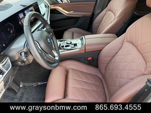 Used 2026 BMW X5 xDrive40i AWD/4WD image 12