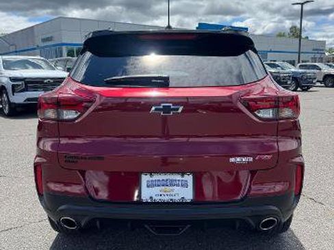 Used 2023 Chevrolet TrailBlazer RS w/ Convenience Package AWD/4WD image 13