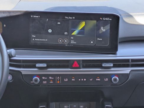 Certified 2024 Kia Sorento S w/ Panoramic Sunroof Package FWD image 19