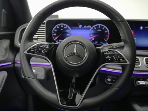 Certified 2026 Mercedes-Benz GLS 450 4MATIC image 20