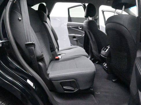 Used 2019 Kia Sorento LX AWD/4WD image 27