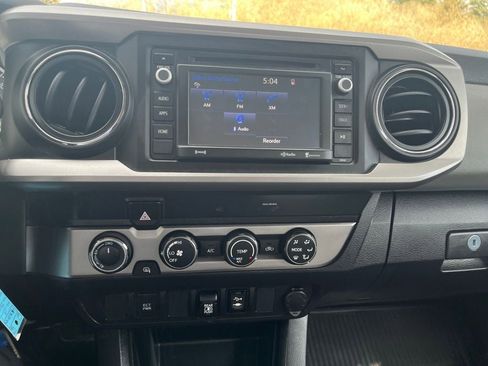 Used 2019 Toyota Tacoma SR5 image 20