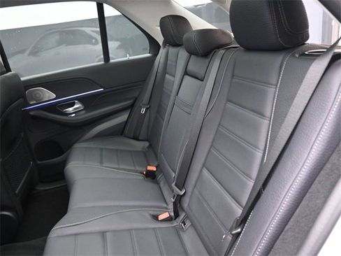 New 2026 Mercedes-Benz GLE 450 4MATIC image 16