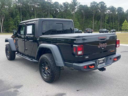Used 2021 Jeep Gladiator Mojave w/ Cold Weather Group AWD/4WD image 5