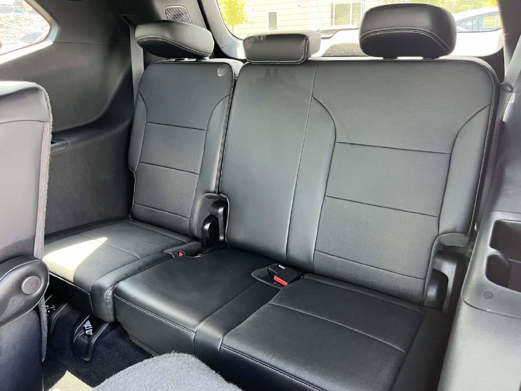 Used 2026 Buick Enclave Preferred w/ Power Package FWD image 13