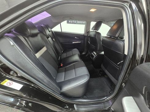 Used 2013 Toyota Camry SE FWD image 18