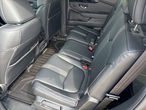 New 2025 Honda Pilot EX-L image 10
