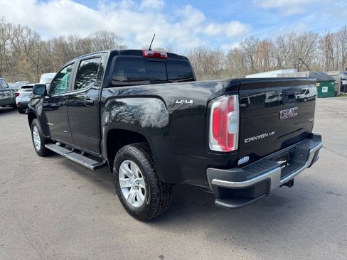 Used 2018 GMC Canyon SLE w/ SLE Convenience Package AWD/4WD image 3