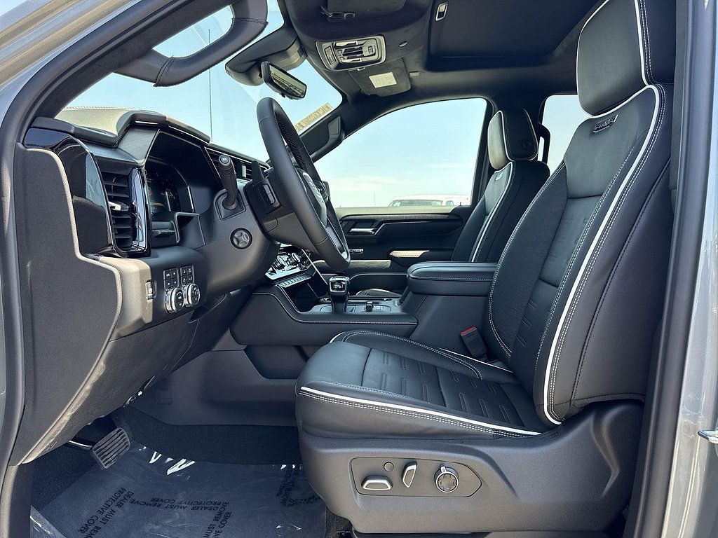 New 2026 GMC Sierra 1500 AT4X w/ LPO, Black Badging Package AWD/4WD image 21