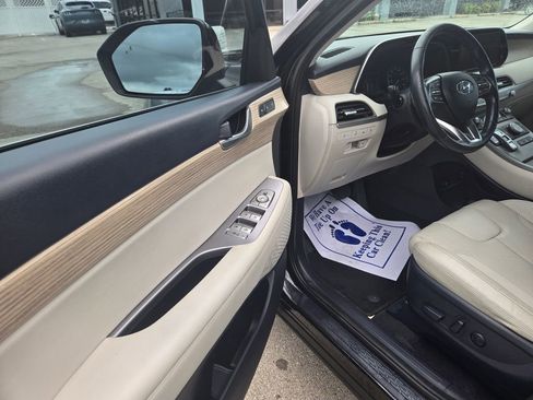 Used 2021 Hyundai Palisade SEL w/ Premium Package FWD image 6