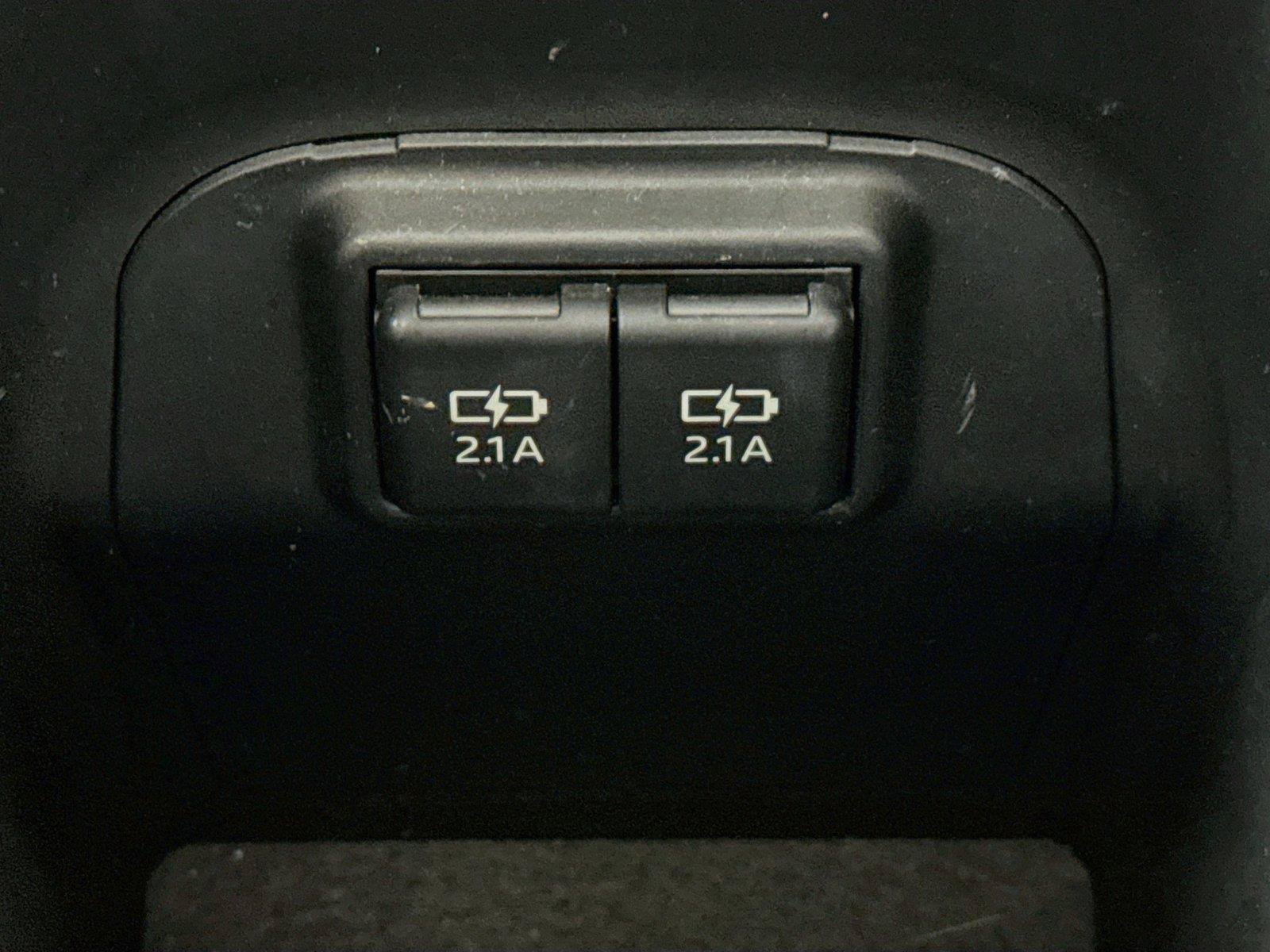 Used 2019 Toyota RAV4 XLE w/ Convenience Package FWD image 34