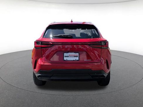 Used 2024 Lexus NX 250 FWD image 5