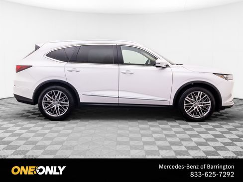 Used 2023 Acura MDX SH-AWD w/ Advance Package image 6