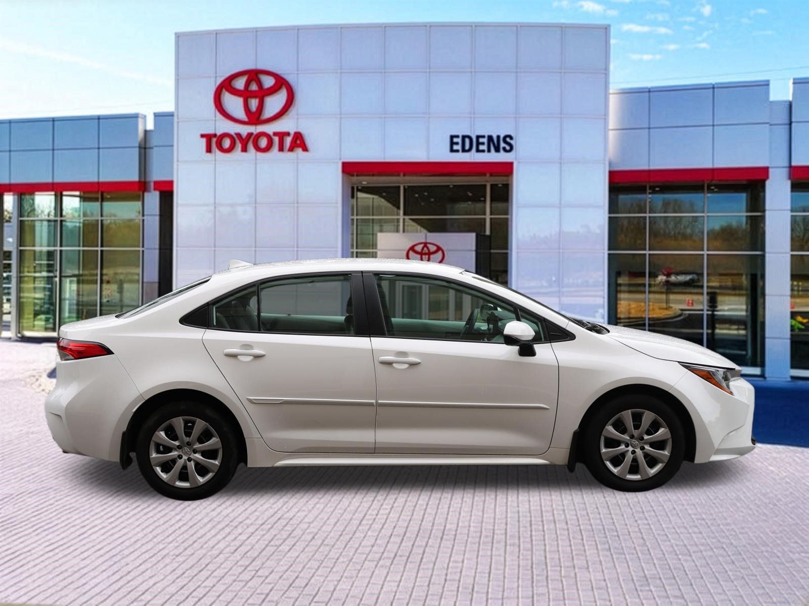 Certified 2024 Toyota Corolla LE FWD image 2