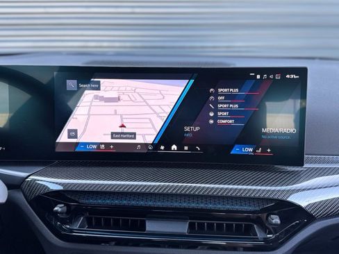Used 2026 BMW M2 w/ Lighting Package RWD image 26