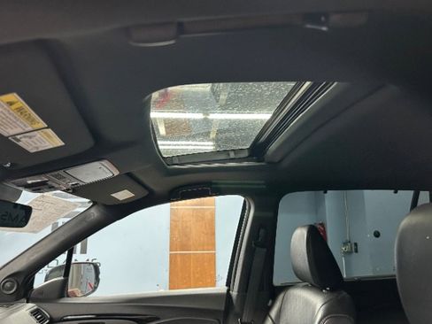 Used 2019 Honda Passport Touring image 9