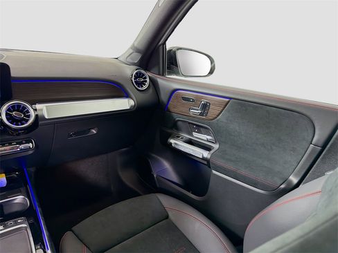 New 2026 Mercedes-Benz GLB 250 4MATIC image 27