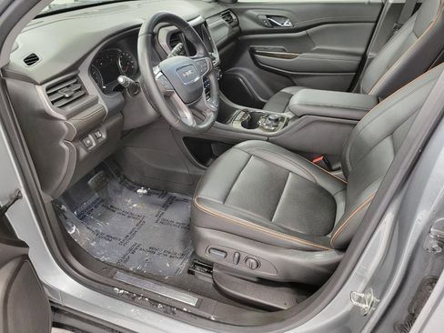 Used 2023 GMC Acadia AT4 image 9
