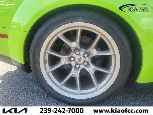 Used 2023 Dodge Challenger R/T Scat Pack RWD image 10