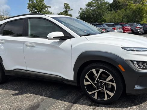 Used 2023 Hyundai Kona Limited AWD/4WD image 12